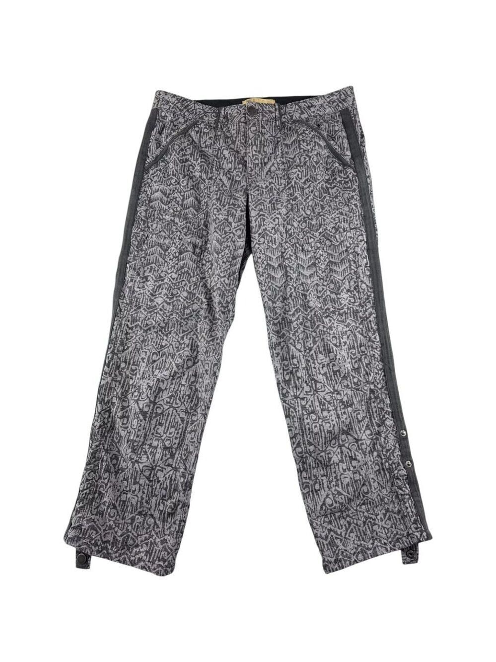 Democracy Ab Technology Cotton Blend Roll Up Cargo Capris - Grey/Black - 12